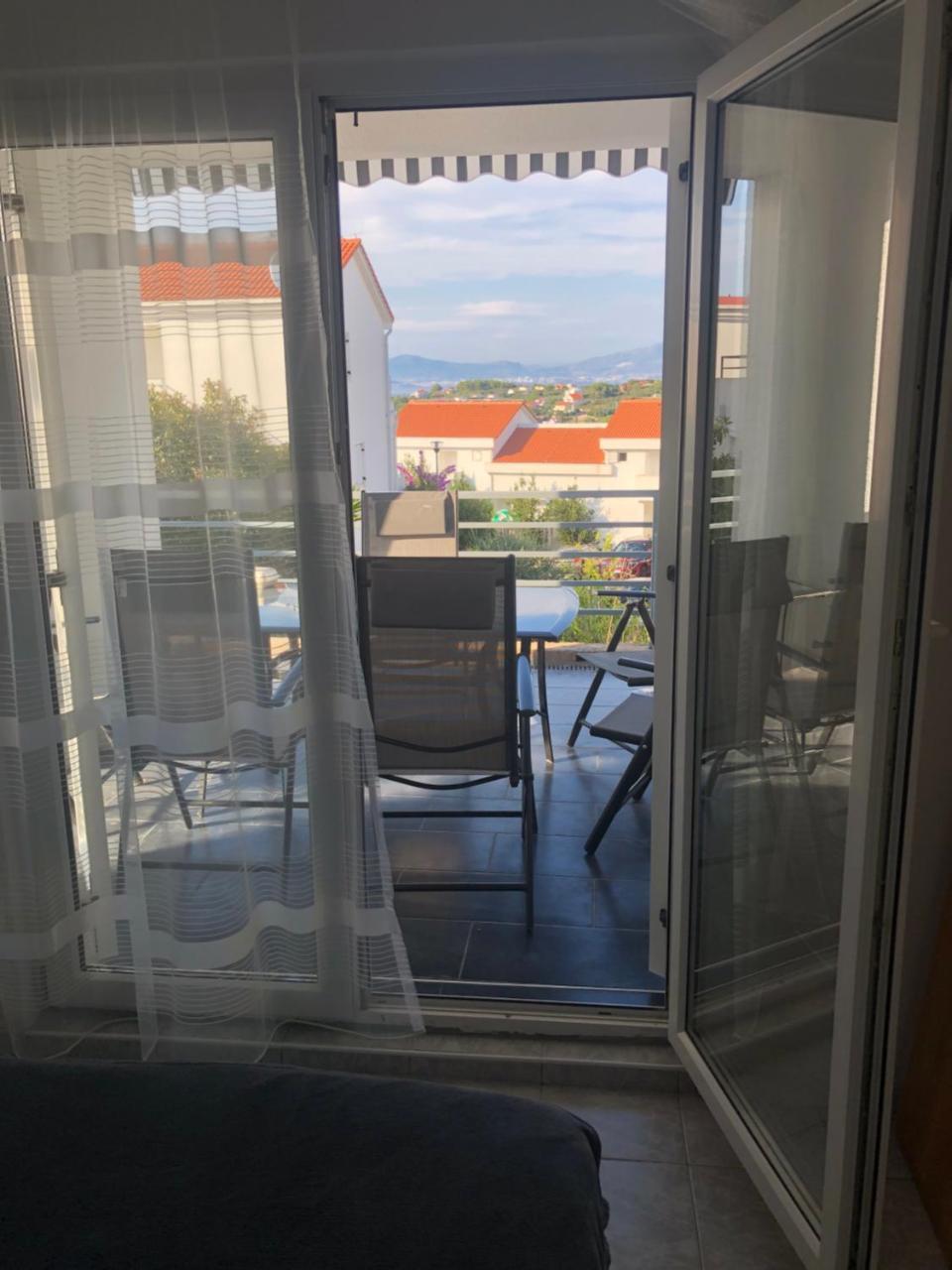 Apartman Ylli Nečujam Eksteriør billede